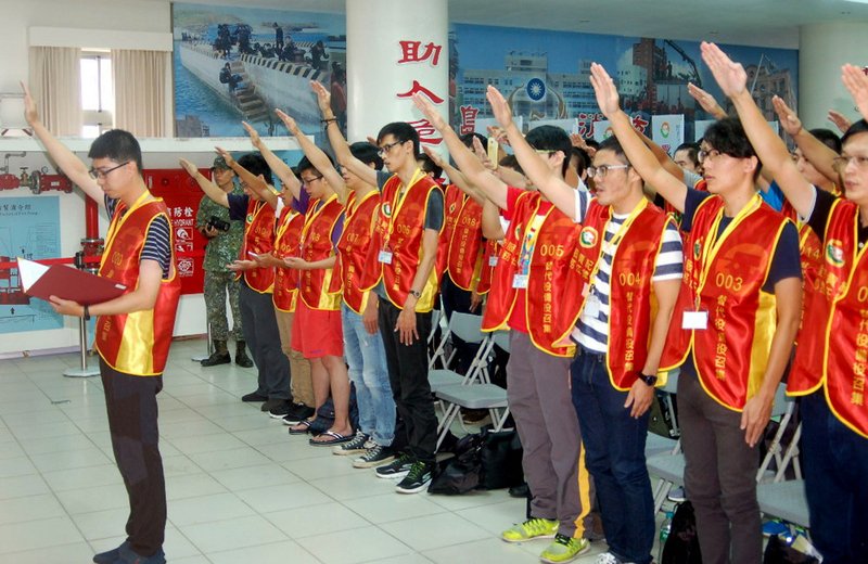 Tahun Depan Wamil di Luar Negeri Berakhir