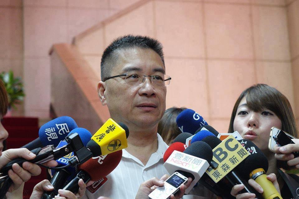 Hsu Kuo-yung: Pentingnya Rapat Pembahasan 5 Hambatan Bagi Para Pengusaha