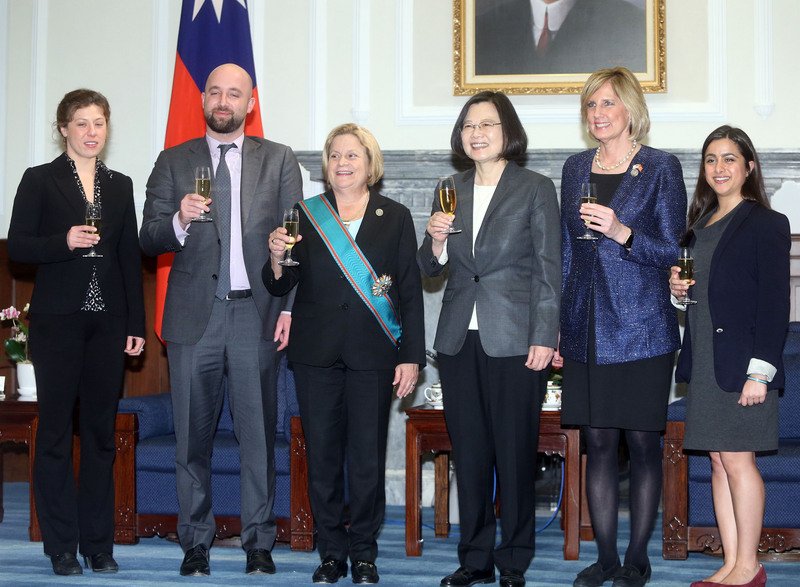 Ileana Ros-Lehtinen : Hubungan Taiwan dan Amerika Serikat harus dapat Terjaga