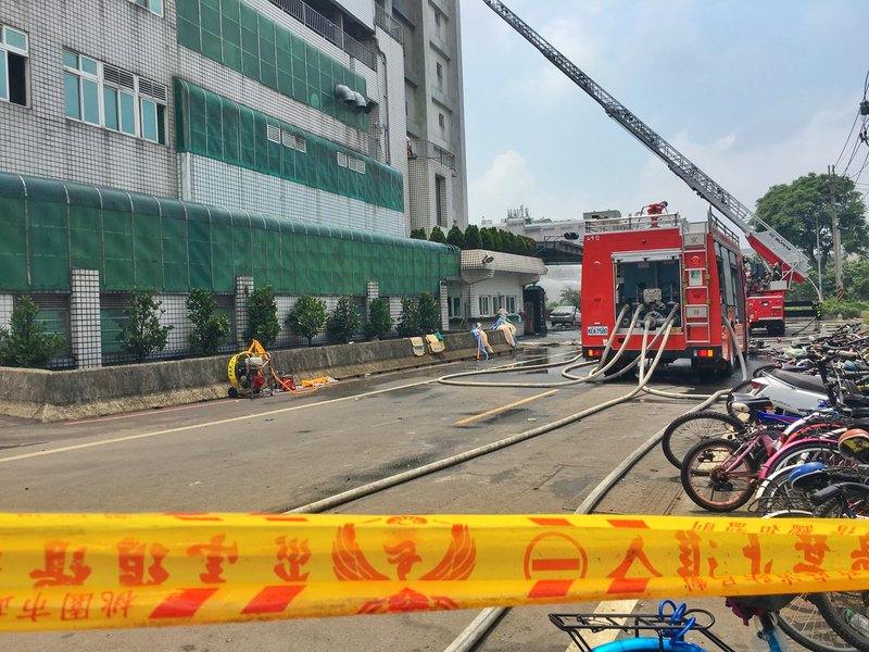 Jago Merah Mengamuk Menewaskan 5 Petugas Pemadam Kebakaran