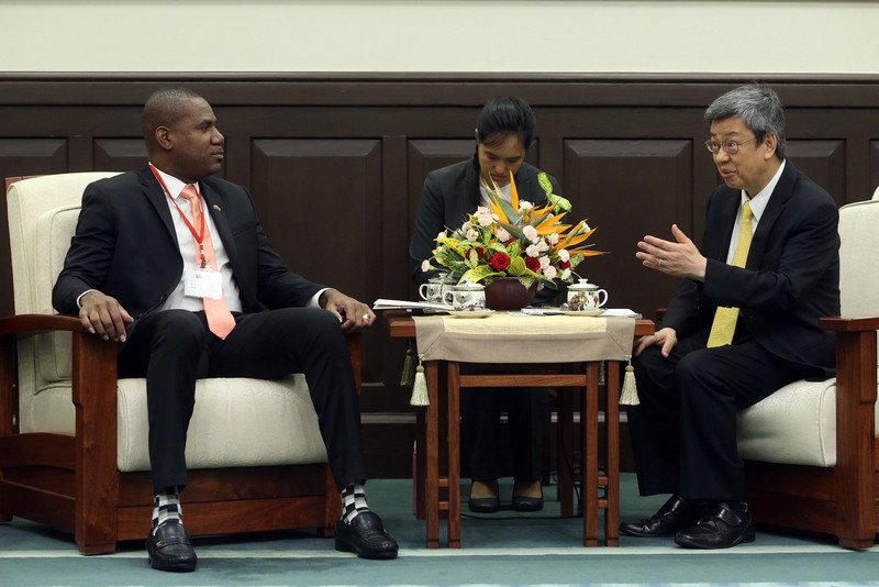 Kunjungan Wakil PM Saint Kitts and Nevis   Wapres : Berbagi Pengalaman Pendidikan Kejuruan