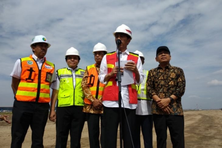 Presiden Jokowi ulang tahun ke-57 hari ini
