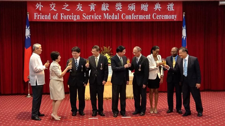 Hubungan Luar Negeri Medis  Joseph Wu : Demi Suara Taiwan Turut WTO
