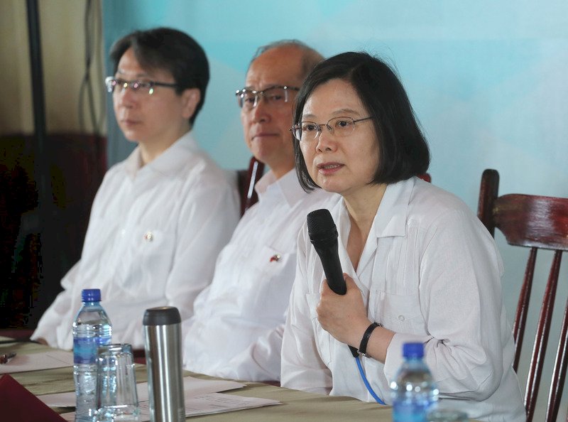 Presiden Tsai: Antar Selat Seharusnya Menyadari Bahwa Kartu Tempat Menetap Hanya untuk Sarana Kemudahan Bukan Pengakuan