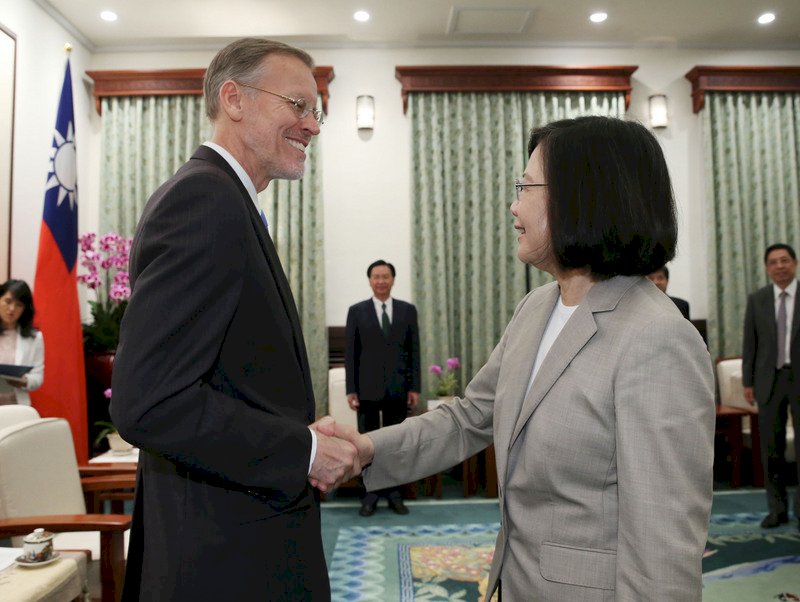 Presiden Tsai menyerukan dunia memrihatinkan pukulan Daratan Tiongkok terhadap ruang internasional Taiwan