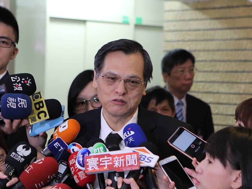 Menaikkan Jumlah Denda     Chen Ming-tong: Demi Kelancaran Prosedural