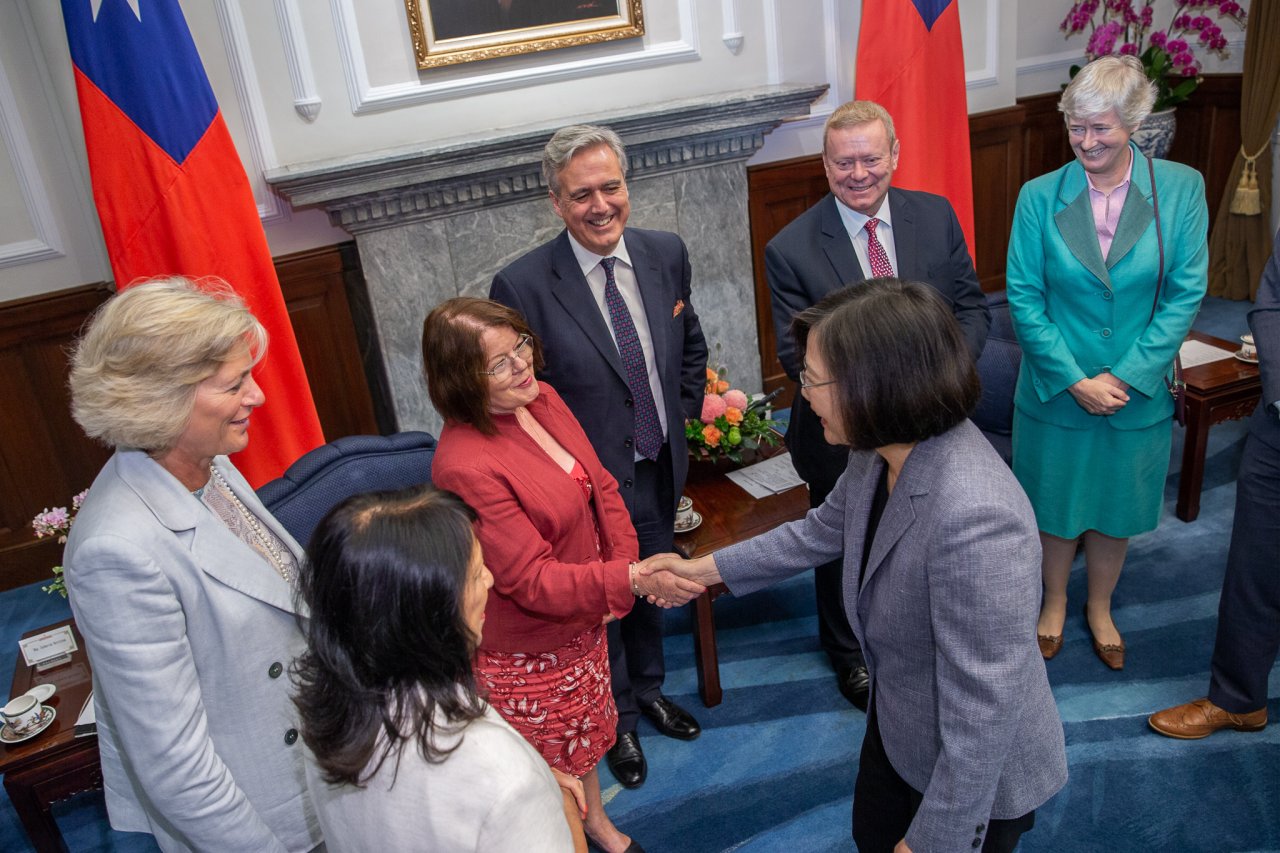 Tim Delegasi Parlemen Britania Raya Mengunjungi Taiwan