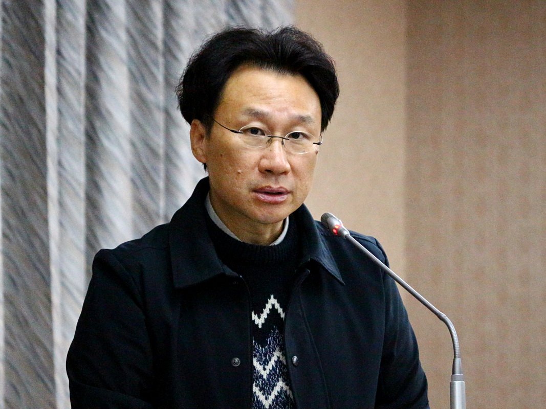 Legislator meminta pemerintah pusat meluncurkan program pencegahan penyebaran Asfivirus tingkat nasional