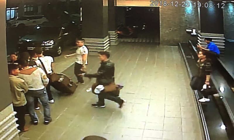 Kasus Wisatawan Vietnam Melarikan Diri  Kemenlu : Peninjauan Ketat Program Guan Hong