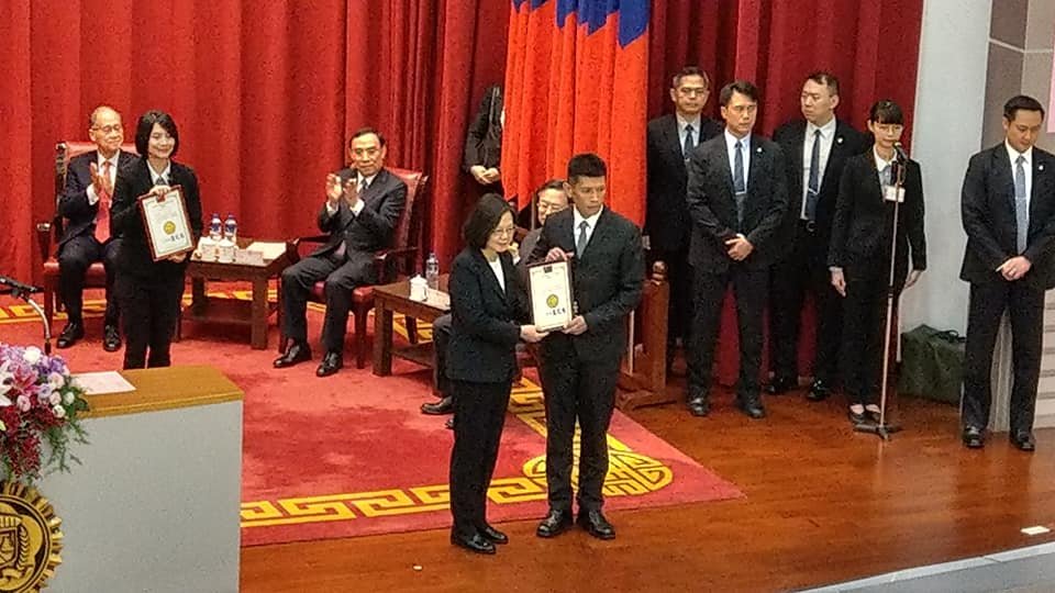 Presiden Tsai memuji peran Biro Investigasi dalam menghadapi infiltrasi dan ancaman baru terhadap keamanan nasional