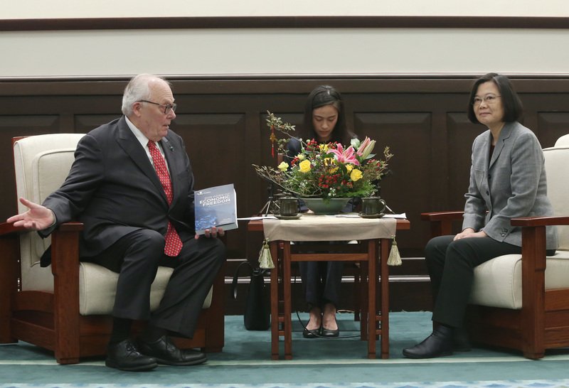 Presiden Tsai: Mempromosikan keterbukaan ekonomi dan kebebasan perdagangan di Taiwan adalah tujuan yang selalu diusahakan Taiwan