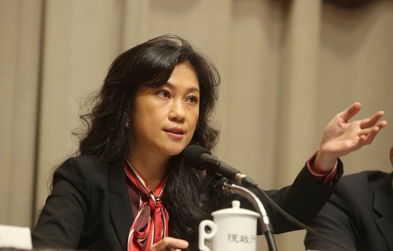 Yuan Eksekutif sangkal laporan bahwa perpanjangan masa restriksi kunjungan ke Daratan Tiongkok ditargetkan pada individu tertentu