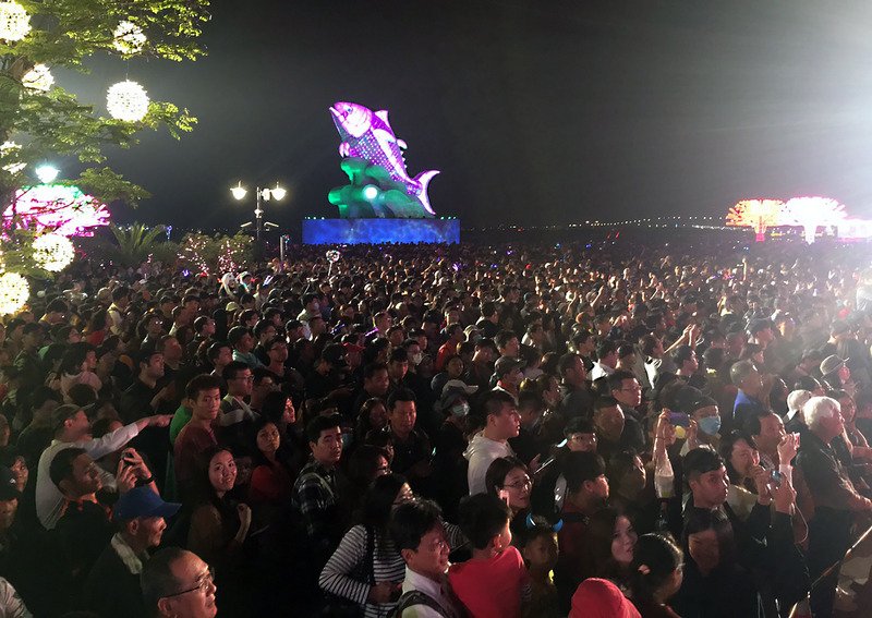 Jumlah Pengunjung Festival Lentera Pingtung Dobrak Rekor Terbanyak Harian