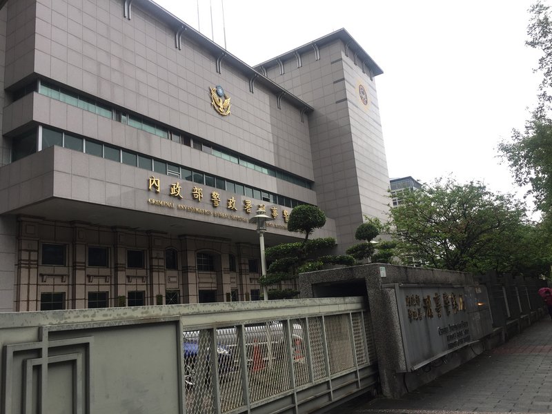 3 Orang Berkumpul Dianggap “Perkumpulan Massa”, Kementerian Kehakiman: Definisi Diperjelas Bukan Sembarang Menangkap