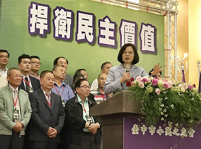 Presiden Tsai Ing-wen: Pesawat Militer Daratan Tiongkok Merusak Situasi Perdamaian Melintasi Garis Tengah Selat Taiwan