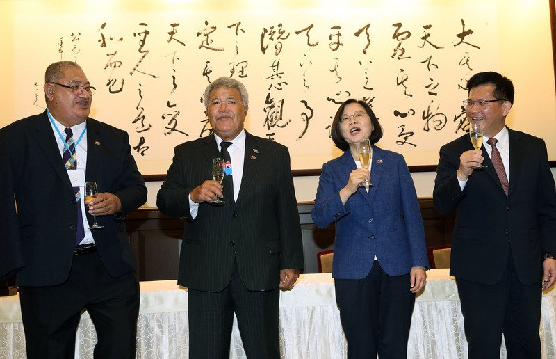 40 Tahun Hubungan Diplomatik Taiwan - Tuvalu, Presiden: Bantu Budidayakan Tenaga Sektor Teknologi