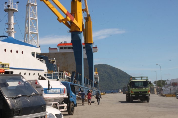 Frekuensi Kapal Angkut Sembako dari Surabaya ke Ternate Ditambah