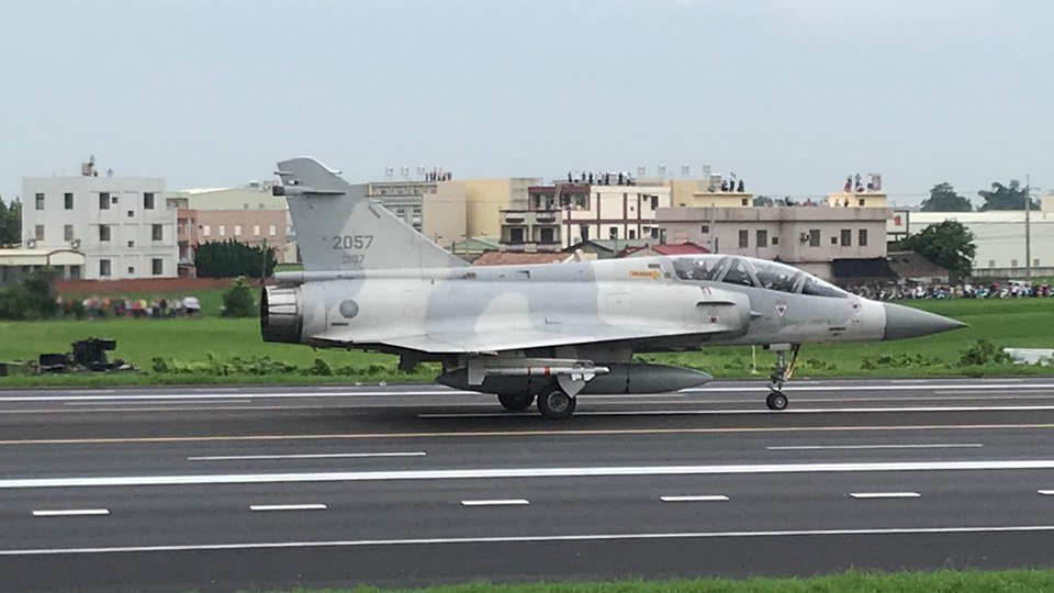 Latihan militer Han Kuang No. 35 dilanjutkan dengan program siaga landasan pacu darurat