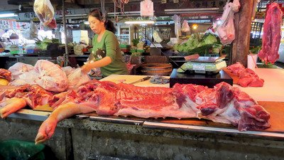 Kedai Daging Lebih Laris Dibanding Kedai Makanan