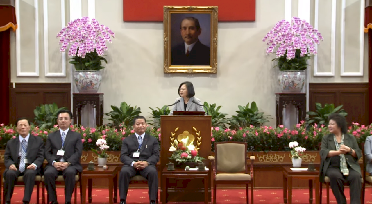Presiden Tsai Ing-wen: Pemerintah dan Usahawan Bekerja Keras Mensukseskan Perekonomian