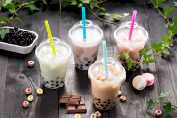 Lima camilan favorit dari Bandung hingga Medan versi Grab
