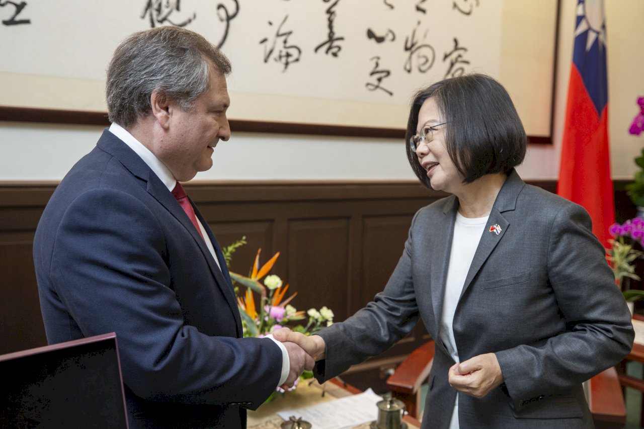 Presiden Tsai Ing-wen Harap Aturan Hukum Paraguay Efisien Melindungi Warga Taiwan di Sana