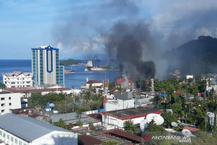 Demo tolak rasisme kembali terjadi di Jayapura