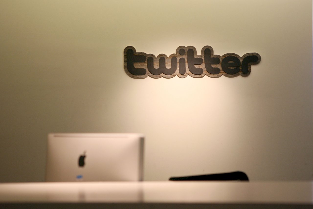 Twitter Tutup Puluhan Juta Akun Palsu Guna Berantas Berita Hoaks