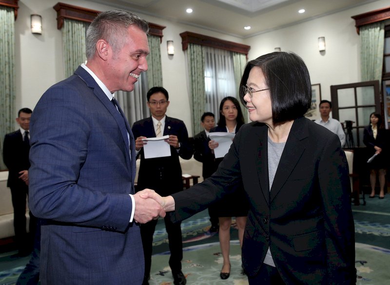 Ancaman Dari Daratan Tiongkok, Presiden Tsai: Taiwan Tidak Pernah Menyerah