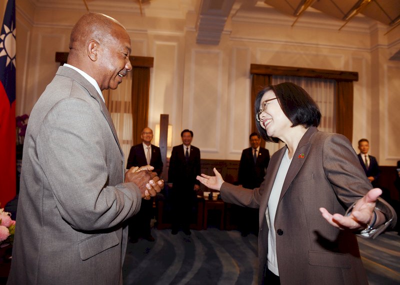 Pres Tsai Sampaikan Terima Kasih pada St Christopher yang Serukan Suara Taiwan di Dunia Internasional