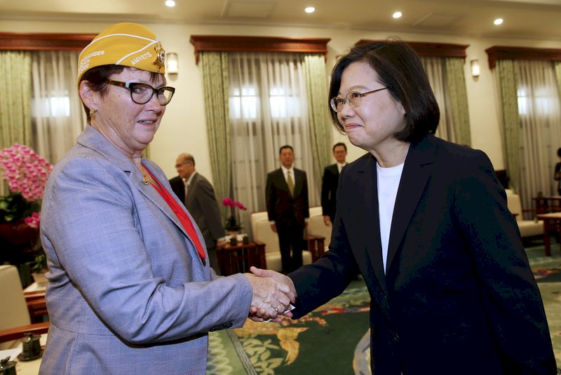 Presiden Tsai menyambut kunjungan Komandan Nasional AMVETS AS