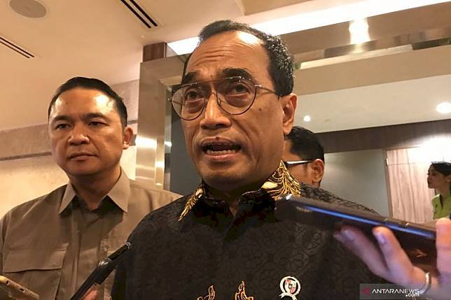 Menhub minta maskapai kembangkan lima Bali baru