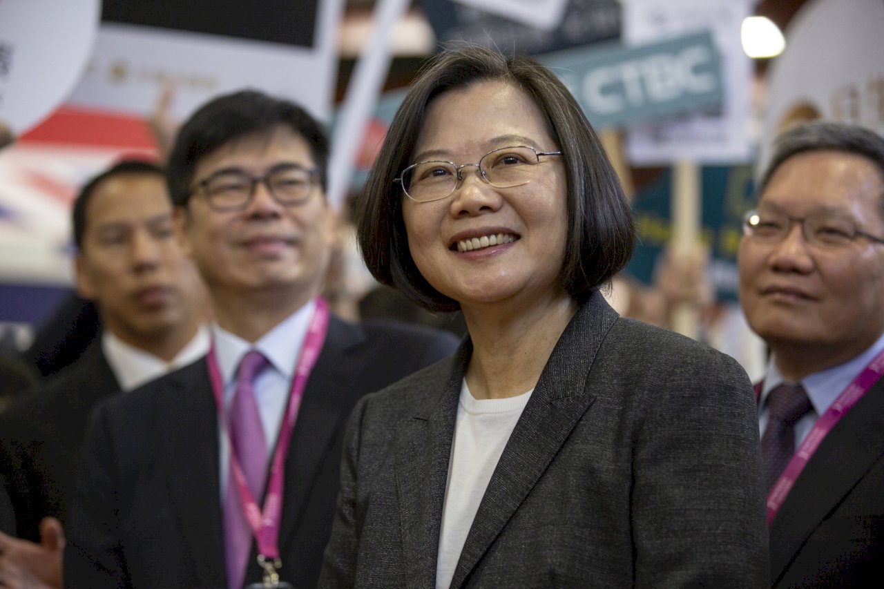 Pembukaan FinTech  Presiden Tsai Ing-wen: Perlonggar Batasan Investasi Pulang ke Taiwan
