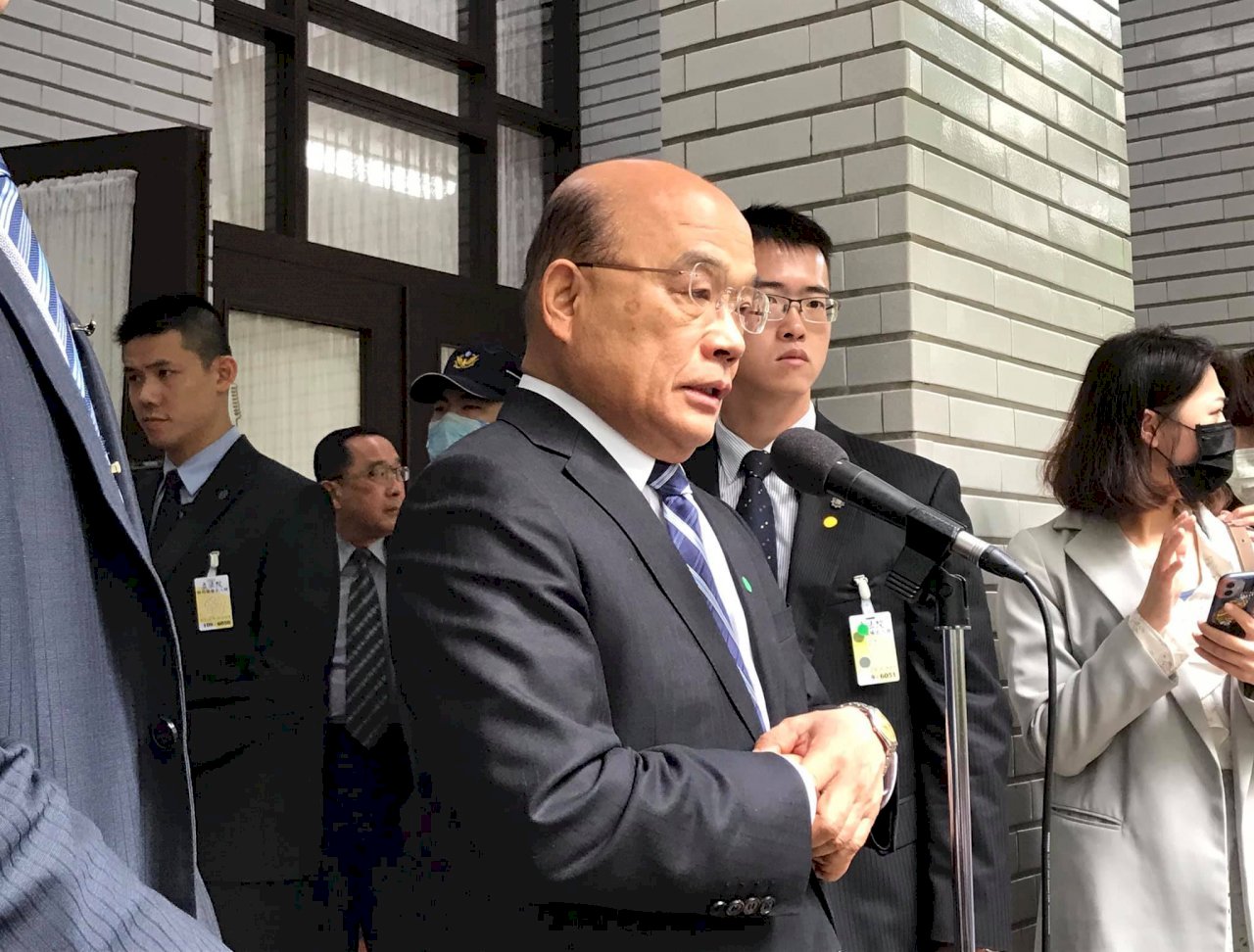 Su Tseng-chang: Taiwan Tidak Perlu Menerapkan Prosedur Lockdown