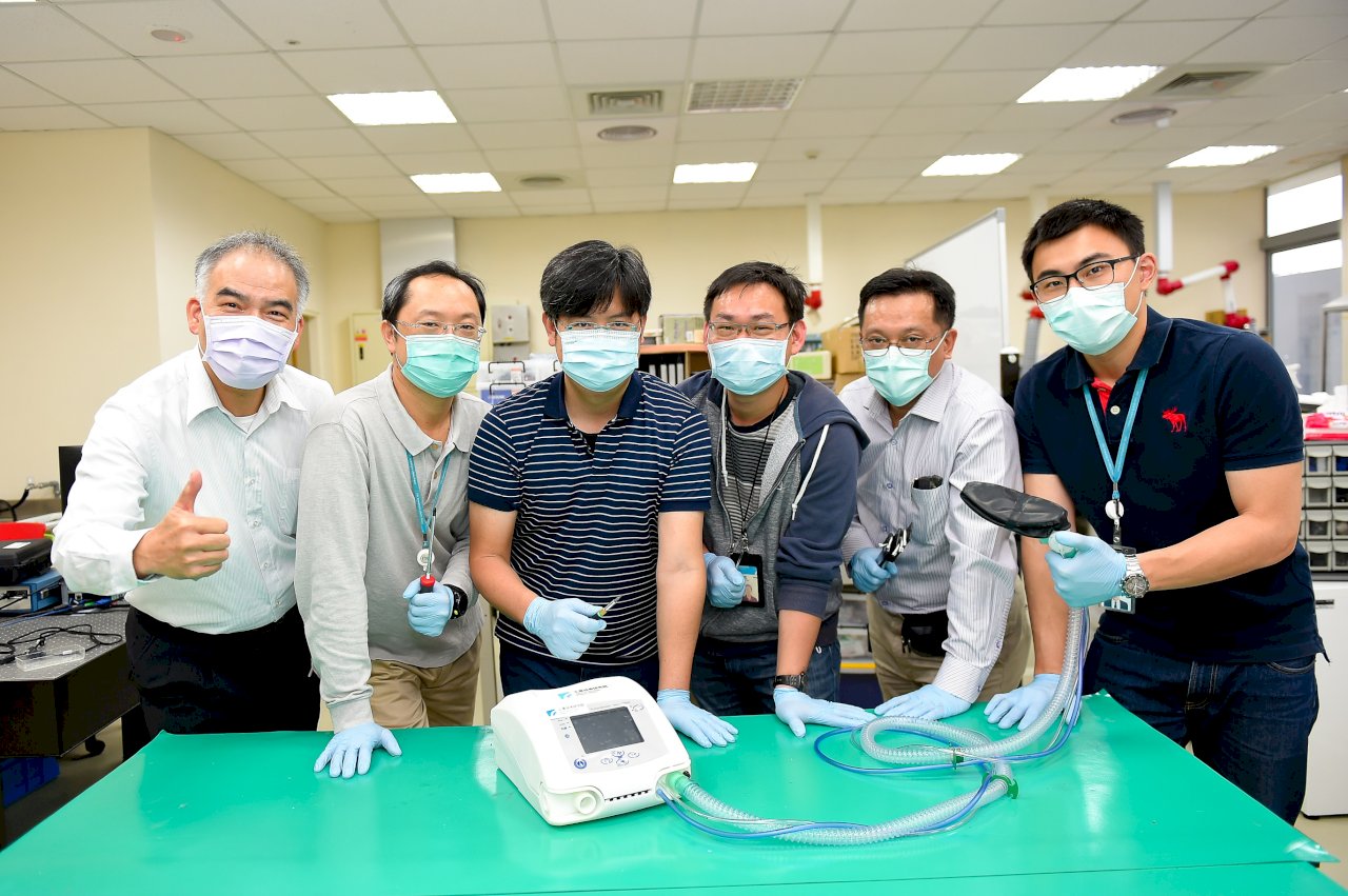 Mesin Alat Bantu Pernafasan Versi Taiwan Akan Diproduksi Massal Juni Tahun Depan