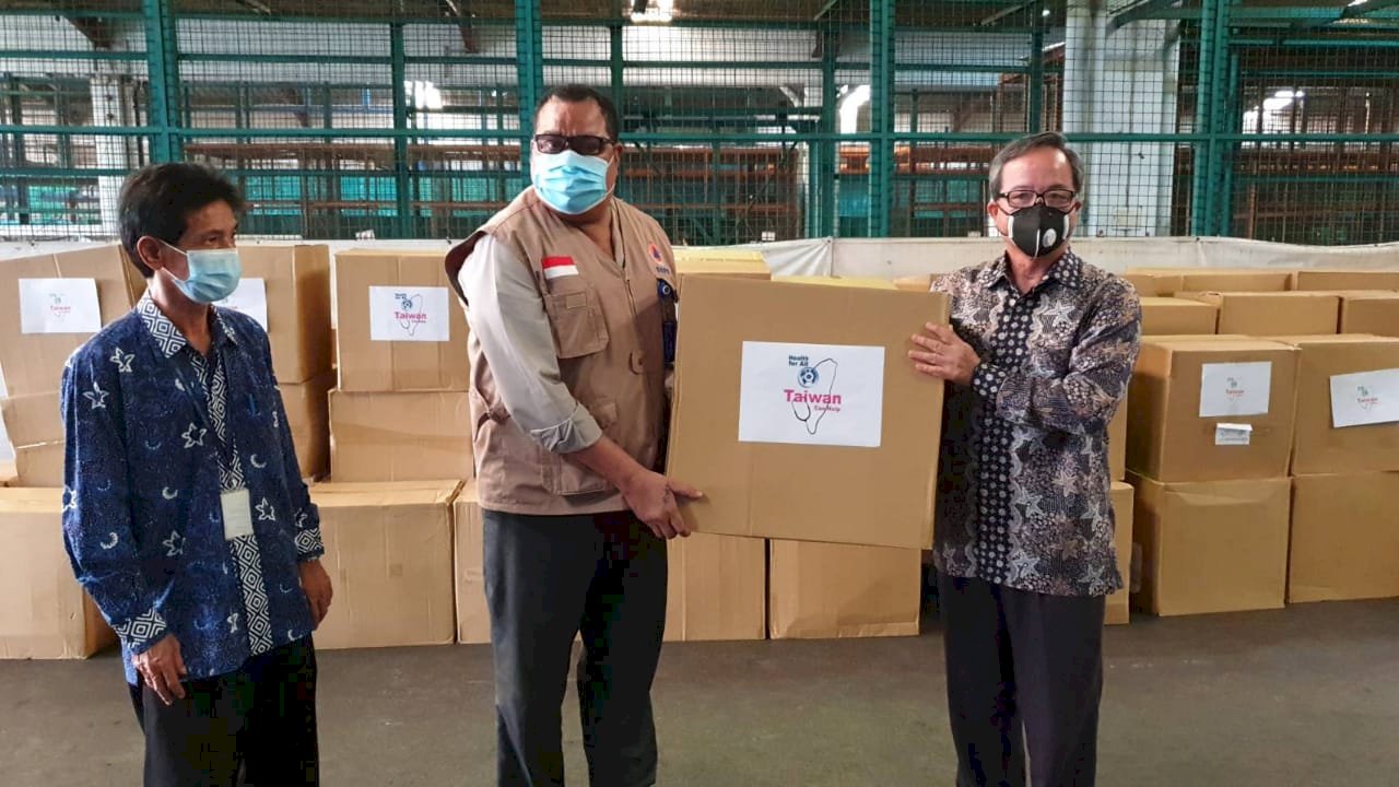 Taiwan Sumbang Masker Medis Bagi Indonesia