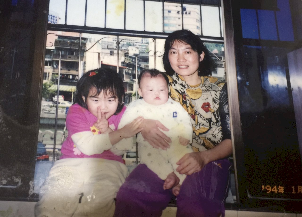 Kehebatan Internet! Gadis Taiwan Berhasil Menemukan Bunda Kedua di Vietnam dalam Sehari