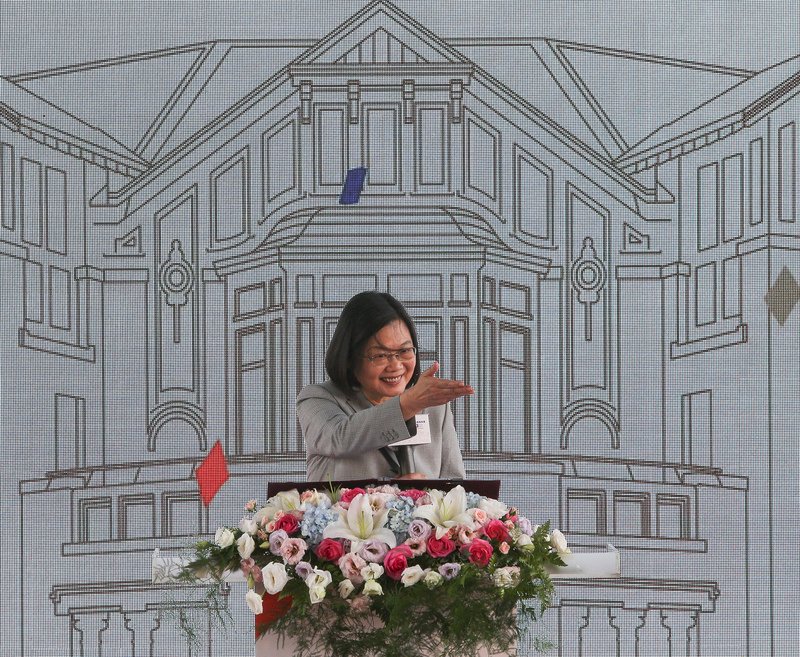 Taman Departemen Kereta Api resmi dibuka, Presiden melukiskannya sebagai jejak sejarah modernisasi Taiwan