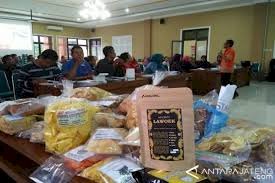 Chen Mei-ling: Negara Berhukum Wajib Pemerintah Perlu Sederhanakan Proses Sertifikasi UMKM Makanan Ketentuan Kearsipan Politik