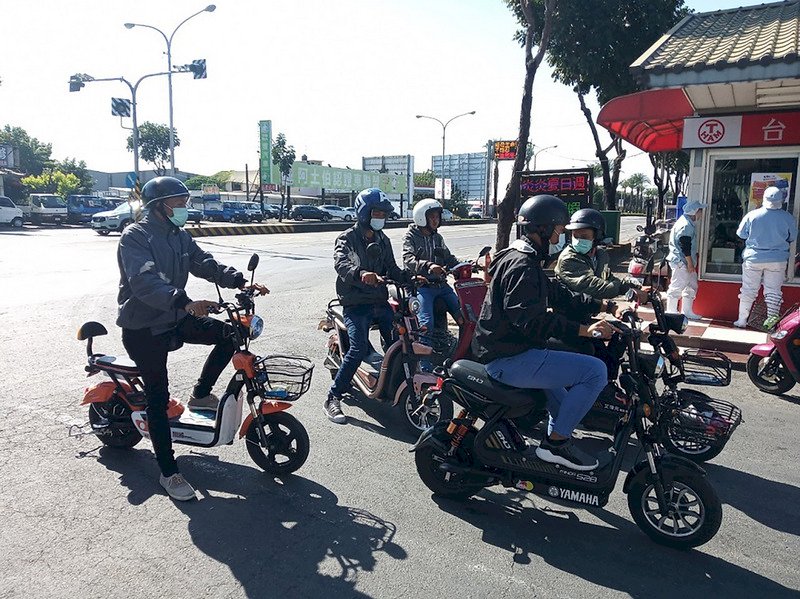 Kementerian Transportasi (MOTC) Mengusulkan Pemasangan Pelat Nomor Pada Sepeda Listrik, Bebas Lisensi dan Bebas Pajak