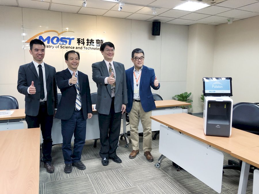 NTU Ciptakan Alat Skrining Cepat untuk Deteksi Risiko Stroke