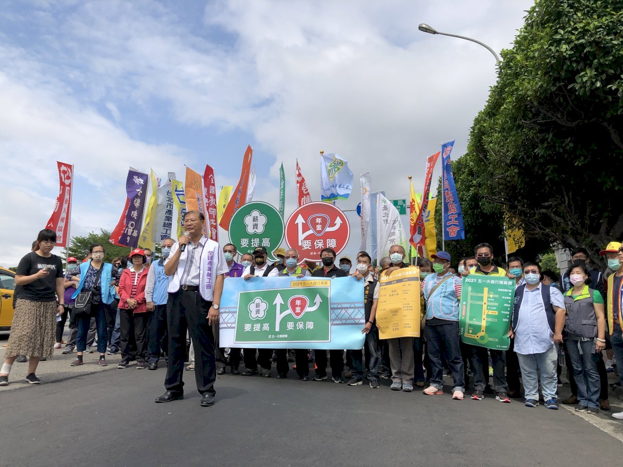 Demo 1 Mei  Serikat Buruh Serukan Penambahan Gaji dan Krisis Astek Pensiun