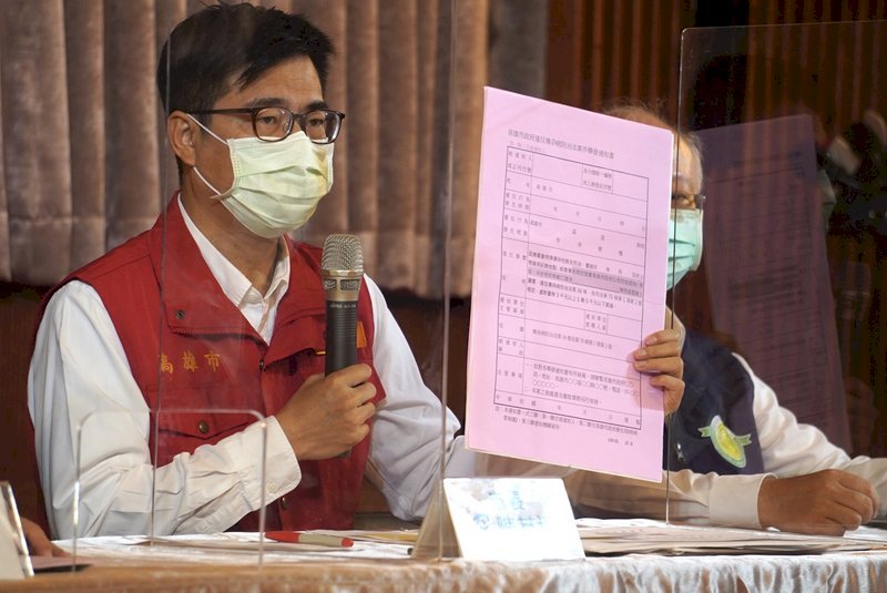 Pencegahan Penularan Epidemi  Chen Chi-mai: Kenakan Denda bagi Warga yang Tidak Bermasker