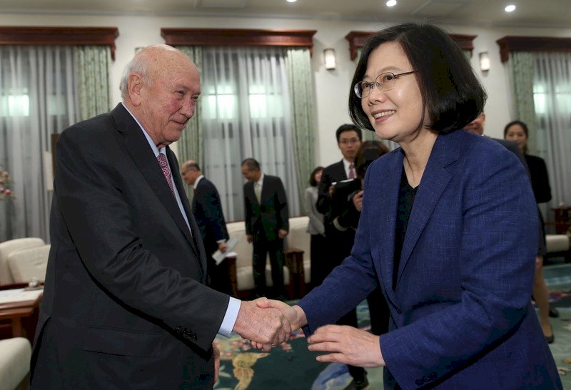 Mantan Presiden Afrika Selatan, Frederik Willem de Klerk Meninggal Dunia