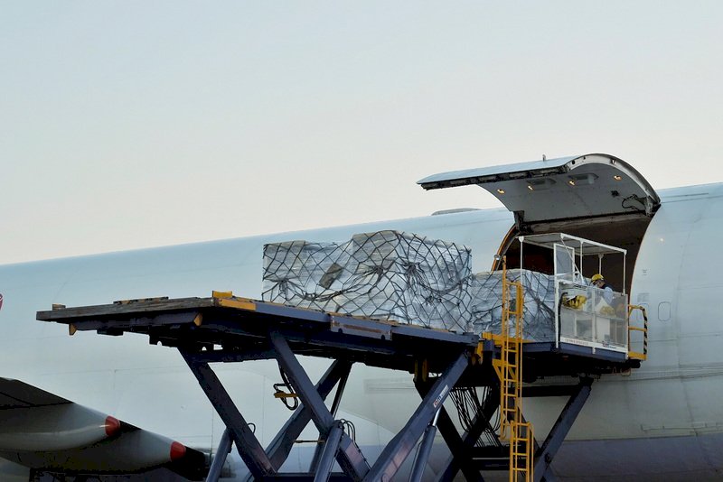 Pengiriman ke-15 Vaksin BNT Tiba di Taiwan Hari Ini