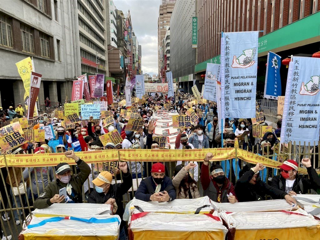 Pekerja Migran di Taiwan Unjuk Rasa Menuntut Kebebasan Berganti Pekerjaan