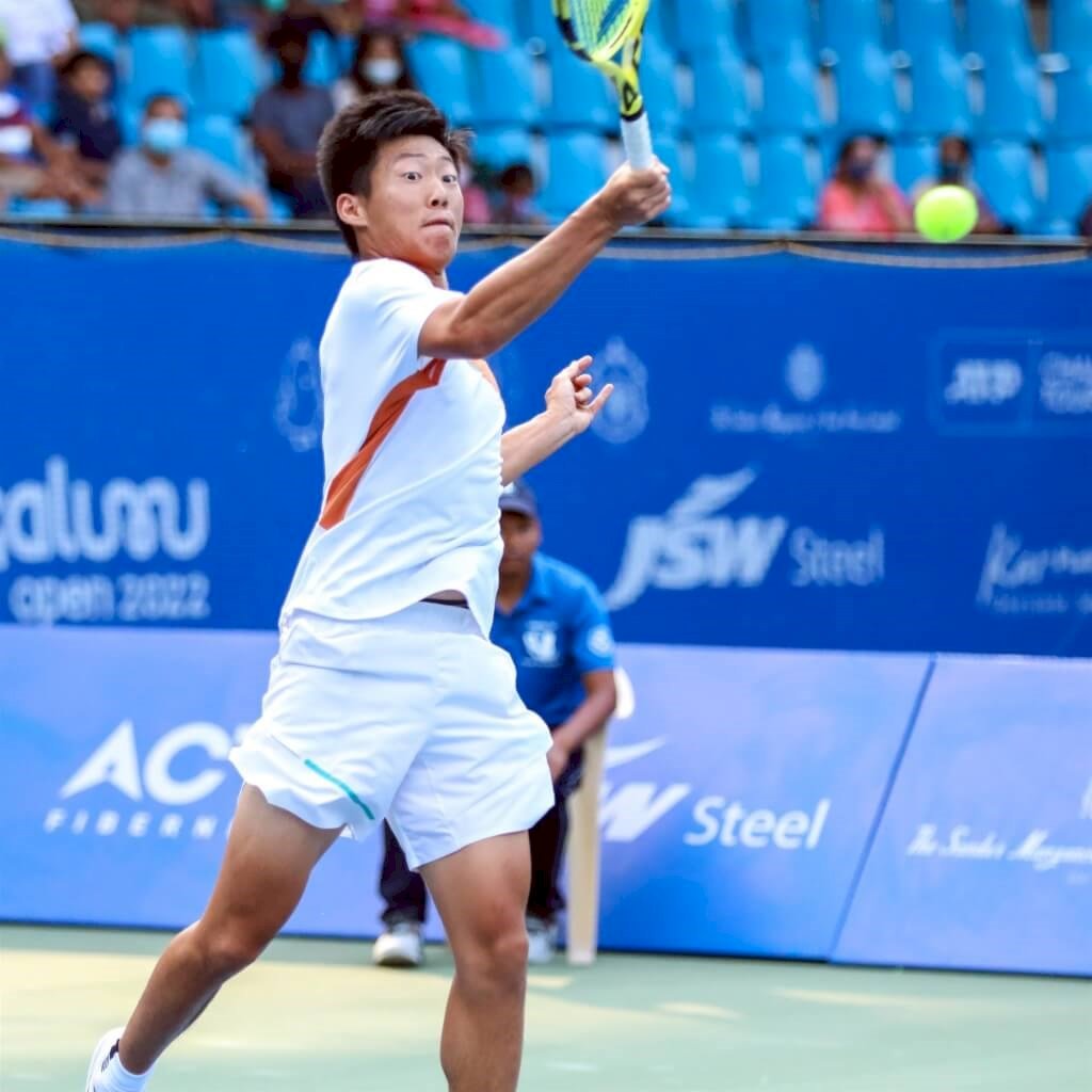 Petenis Tseng Chun-hsin dari Taiwan mengalahkan Borna Gojo dari Kroasia untuk memenangkan Bengaluru Open 1 di India