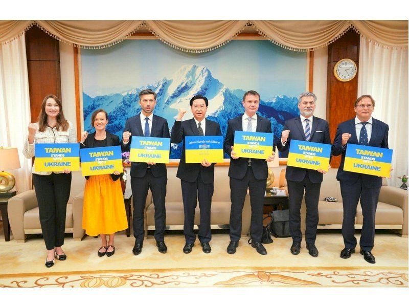 Bantuan Pengungsi Ukraina  Kemenlu: Sumbangan Mencapai NT$800 Milyar