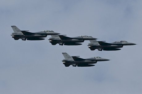 Suara Deru Mesin Tempur Terdengar di Utara Taiwan, Simulasi Serangan Udara Tentara Nasional