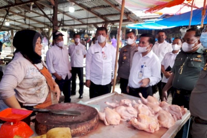 Pemkab Dairi Pantau Ketersediaan Bahan Pokok di Pasar Tradisional